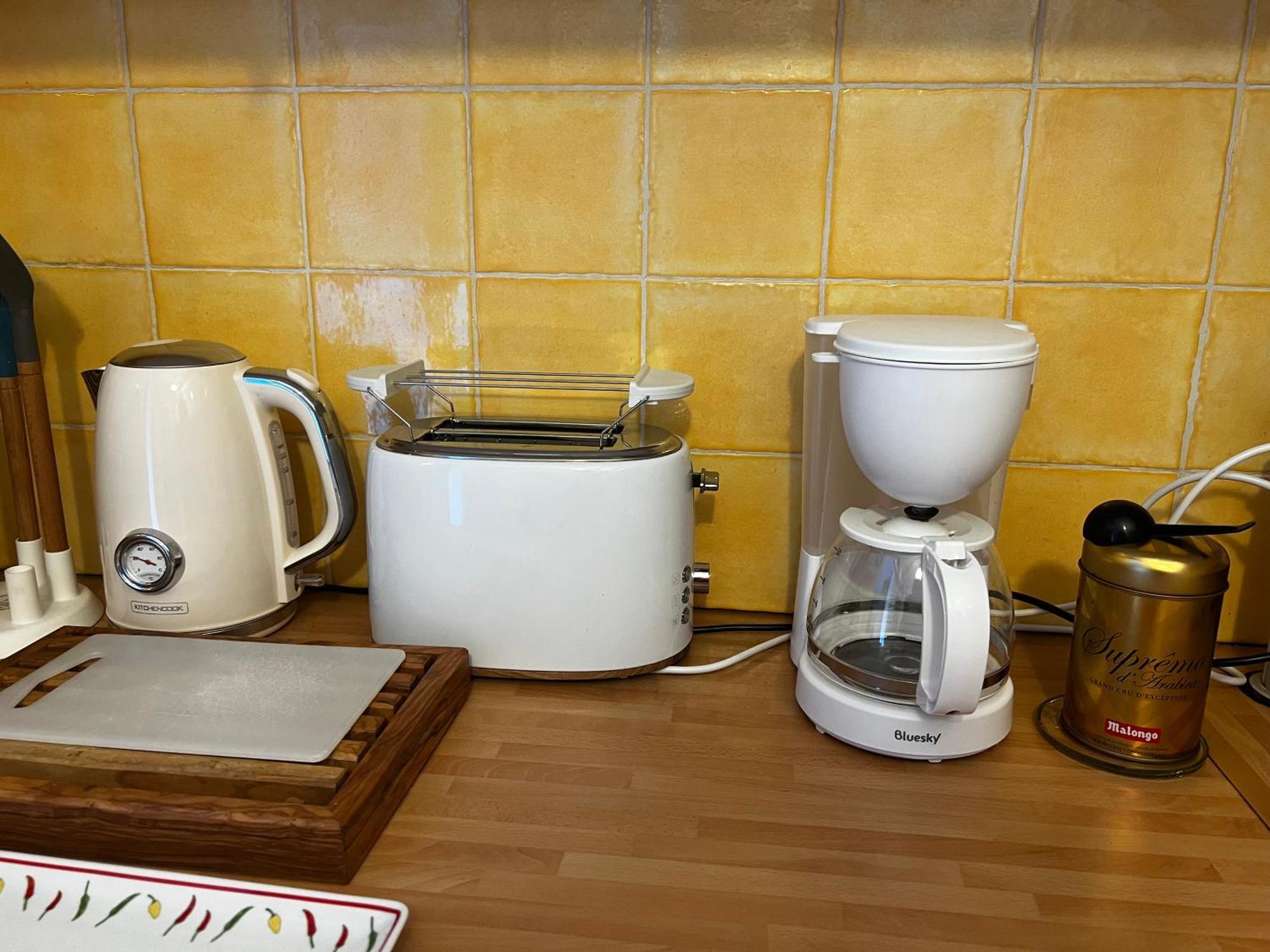 Apparemment Proche Tram Apartment *